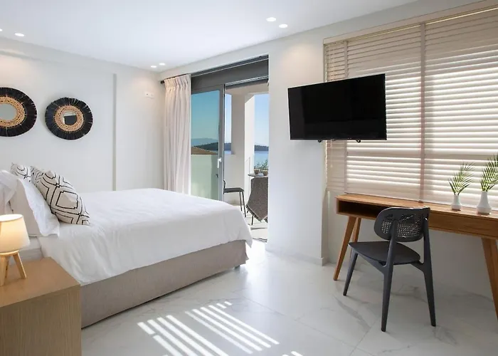 Ionian Elite - Luxury House Nydri (Lefkada)