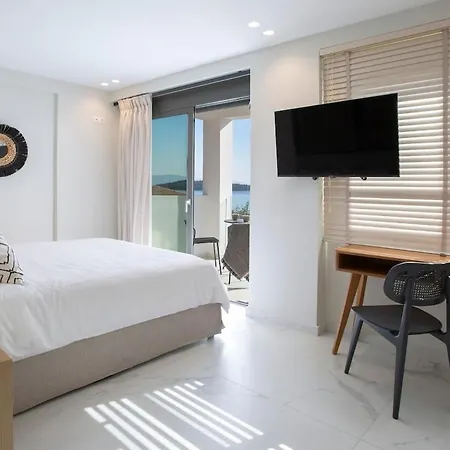 Ionian Elite - Luxury House Nydri (Lefkada)