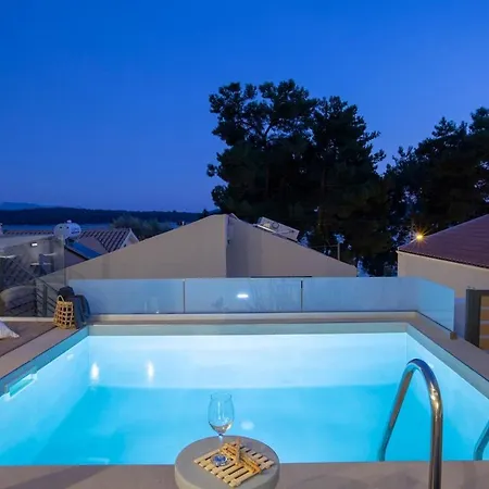 Ionian Elite - Luxury House Willa Nydri (Lefkada)
